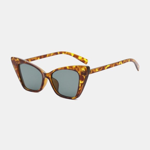 Cat Eye Acetate Lens Sunglasses in Tortoiseshell - Picture 1 of 4